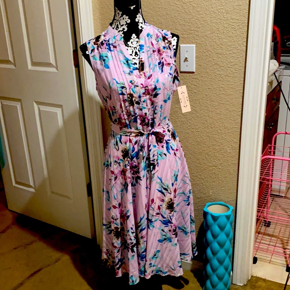 Flowered sleeveless dress